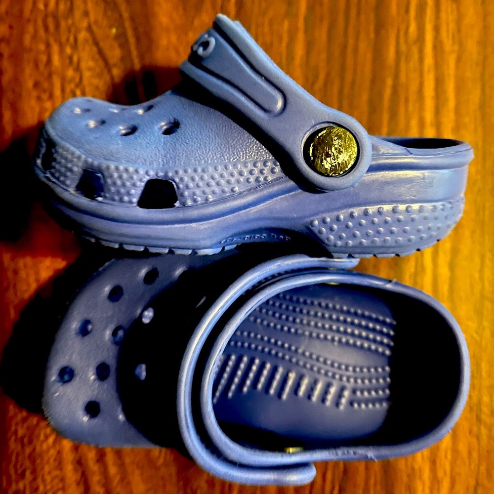 COPY - Baby crocs size c2/3